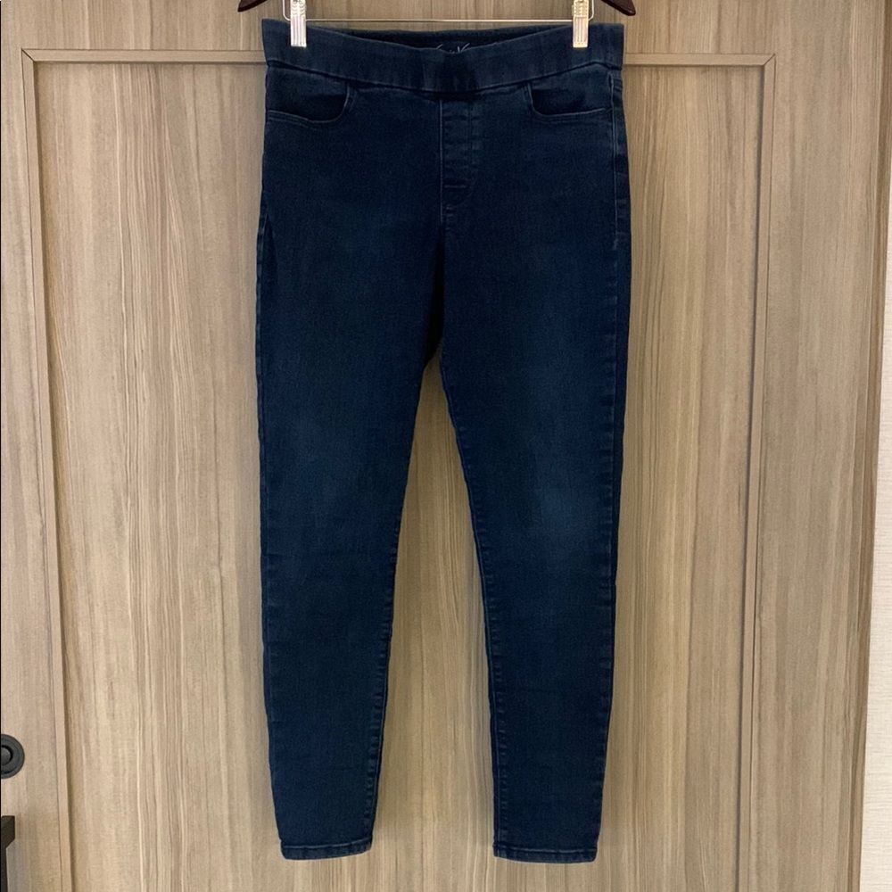 Gloria Vanderbilt slimming jeggings, size 8